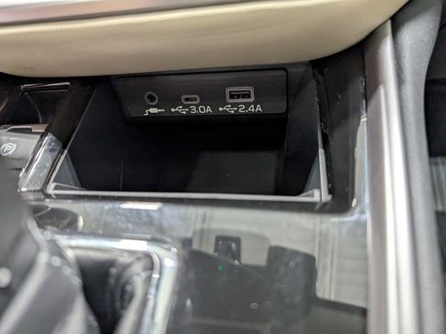 Used 2025 Subaru Outback Limited XT image 29