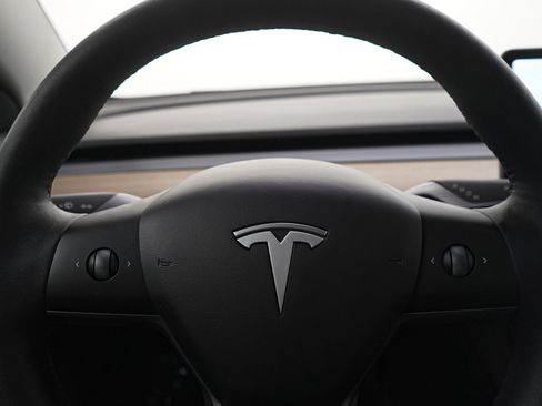 Used 2021 Tesla Model 3 Long Range AWD/4WD image 23