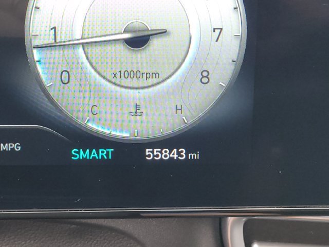 Used 2025 Hyundai Elantra SEL FWD image 21