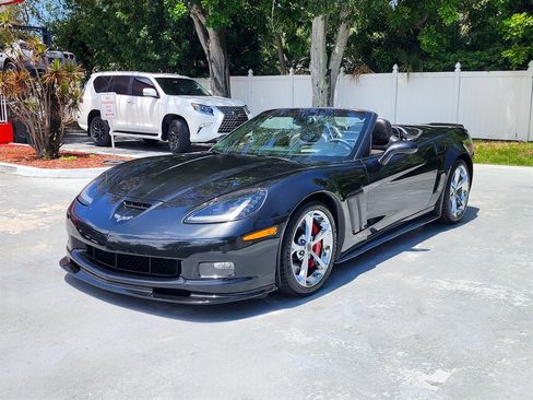 Used 2012 Chevrolet Corvette Grand Sport w/ 3LT Preferred Equipment Group RWD image 4
