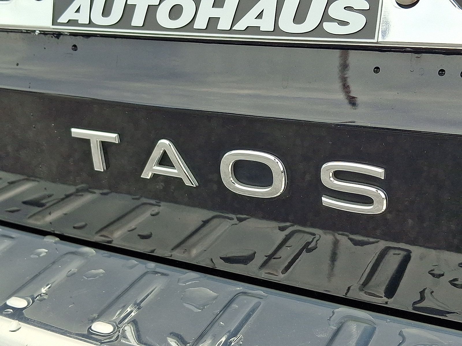 Used 2023 Volkswagen Taos SE FWD image 31