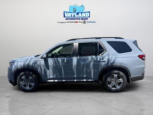 New 2026 Honda Pilot EX-L image 2