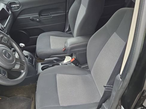 Used 2016 Jeep Patriot Sport image 10