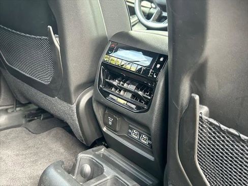 Certified 2024 Jeep Grand Cherokee L Limited image 40