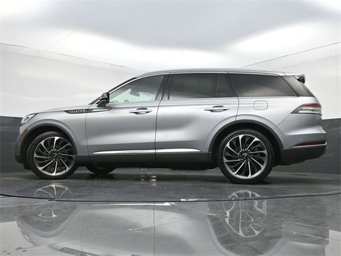 Used 2021 Lincoln Aviator Reserve w/ Equipment Group 202A image 35