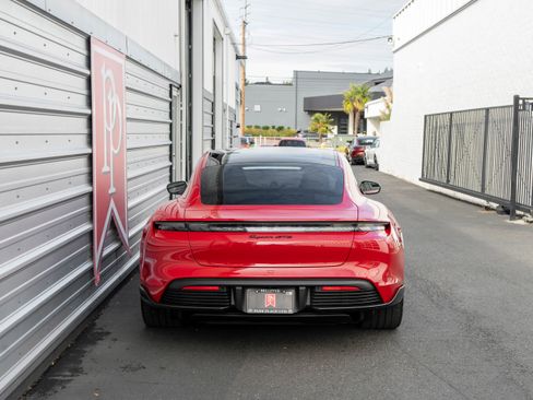 Used 2023 Porsche Taycan GTS image 45