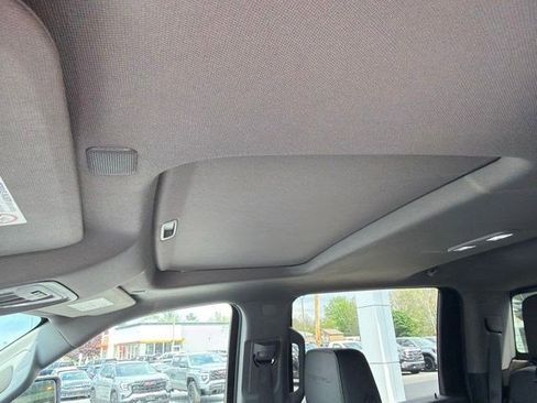 Used 2023 GMC Sierra 2500 Denali w/ Denali Ultimate Package AWD/4WD image 35