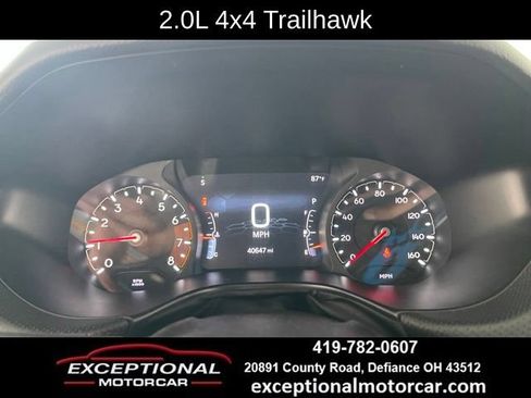 Used 2025 Jeep Compass Trailhawk AWD/4WD image 40