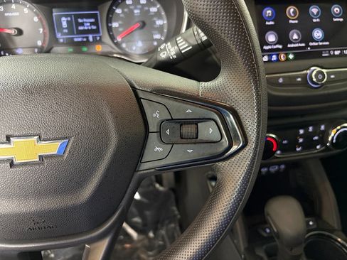 Used 2023 Chevrolet TrailBlazer LT FWD image 22