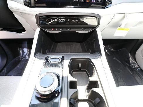 New 2026 Jeep Cherokee Laredo AWD/4WD image 16