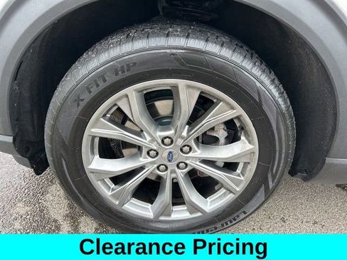 Used 2021 Ford Explorer XLT image 57