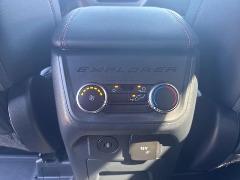 Used 2025 Ford Explorer ST-Line AWD/4WD image 21