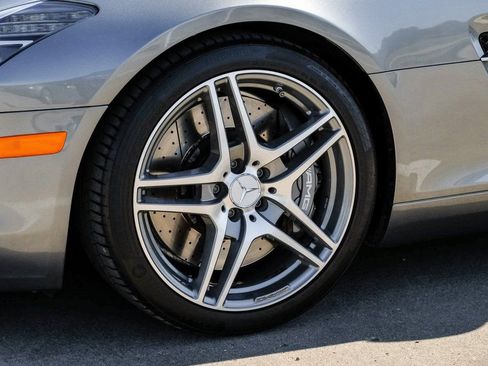 Used 2011 Mercedes-Benz SLS AMG Coupe image 65