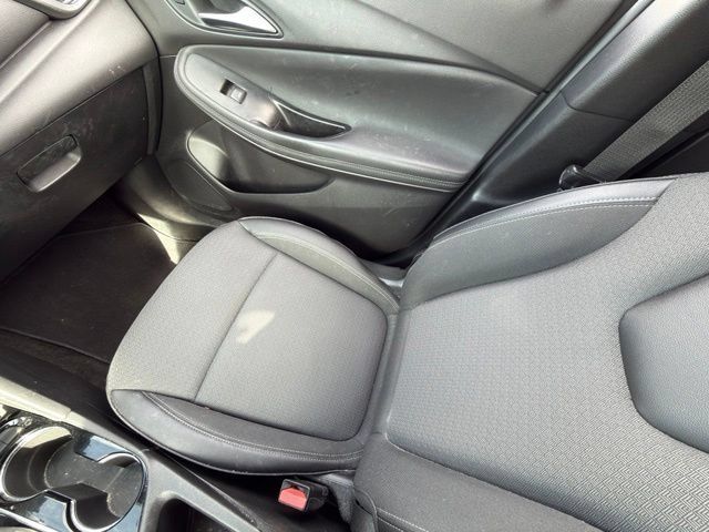 Used 2023 Buick Encore GX Select w/ Safety Package II FWD image 6