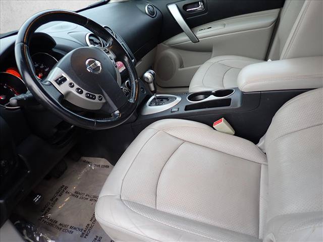 Used 2008 Nissan Rogue SL w/ Premium Pkg AWD/4WD image 9
