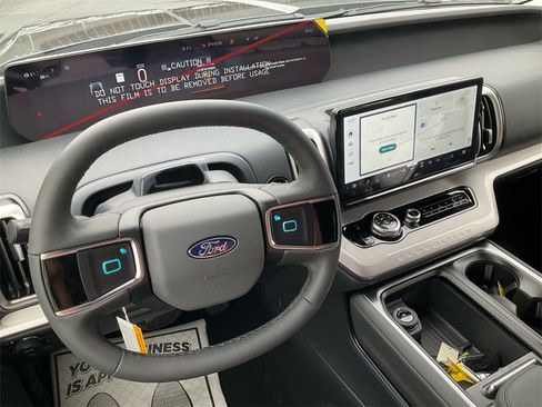 New 2026 Ford Expedition Max Active image 25