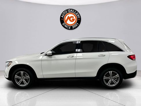 Used 2022 Mercedes-Benz GLC 300 image 4