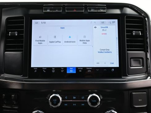 Used 2024 Ford F350 Lariat w/ Black Appearance Package image 35