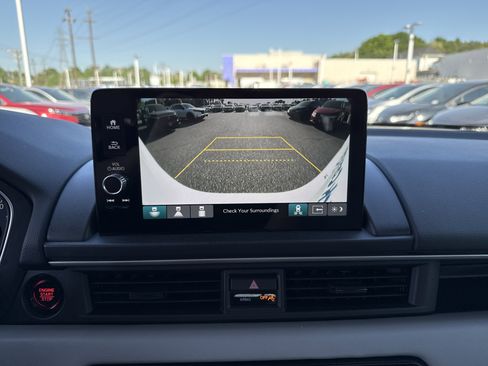 Used 2025 Honda Pilot EX-L image 25