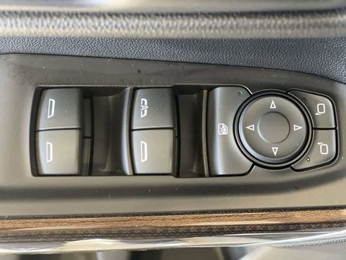 Used 2019 Chevrolet Silverado 1500 RST w/ All-Star Edition AWD/4WD image 16