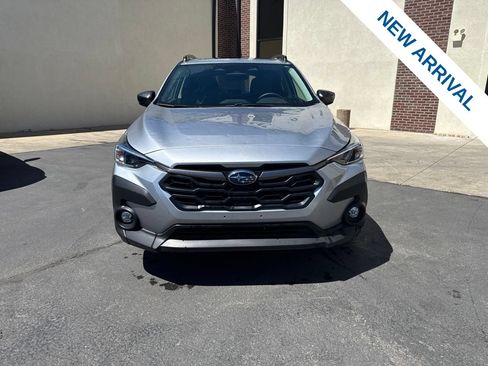 Used 2024 Subaru Crosstrek 2.0i Premium AWD/4WD image 2