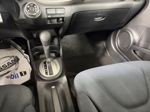 Used 2009 Honda Fit Sport image 31