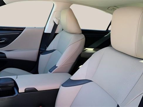 Used 2021 Lexus ES 350 w/ Premium Package image 13