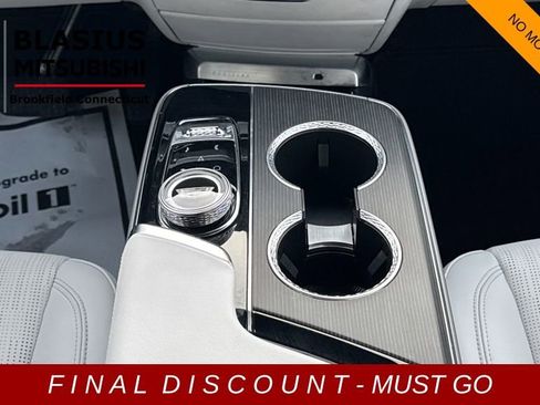 Used 2024 Cadillac Lyriq Sport image 19