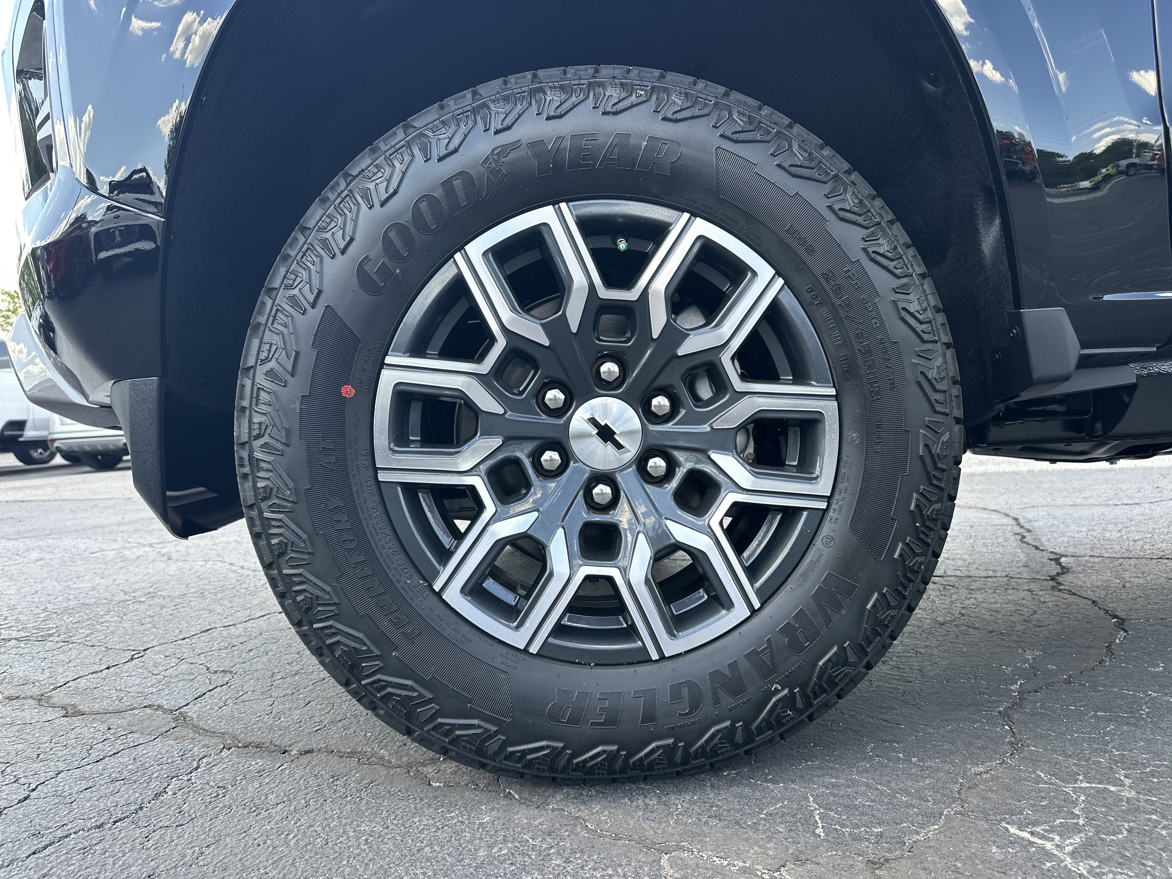 New 2026 Chevrolet Colorado Z71 AWD/4WD image 13