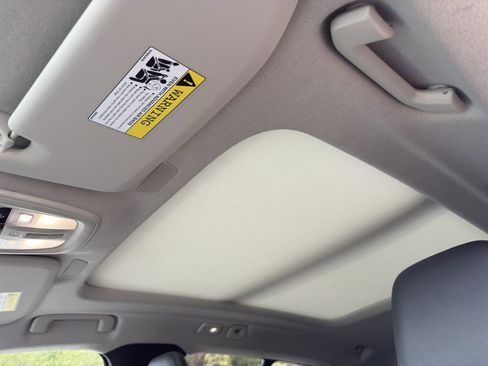 New 2026 Volvo XC40 B5 Core w/ Climate Package image 10