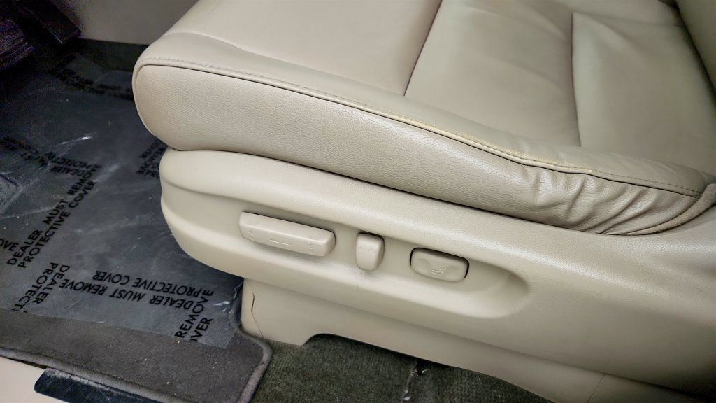 Used 2016 Honda Odyssey EX-L image 12