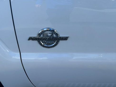 Used 2012 Ford F250 XLT w/ XLT Premium Pkg image 14