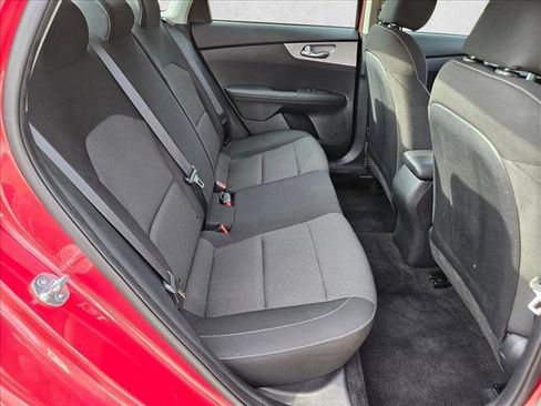Used 2024 Kia Forte LXS image 18
