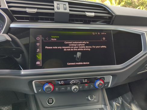 Certified 2025 Audi Q3 2.0T Premium w/ Convenience Package image 24