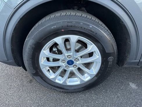 Used 2022 Ford Escape SE w/ Cold Weather Package image 28