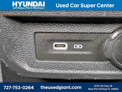 Used 2023 Volkswagen Tiguan SEL R-Line AWD/4WD image 19