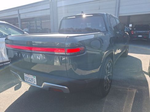 Used 2025 Rivian R1T Adventure AWD/4WD image 8