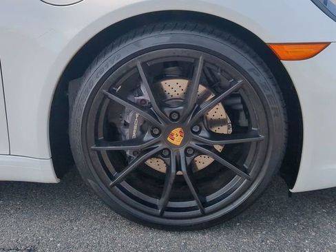 Used 2017 Porsche 911 Carrera image 10