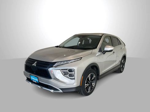 Used 2024 Mitsubishi Eclipse Cross SE image 1