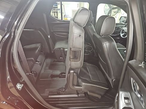 Used 2024 Chevrolet Traverse Premier w/ Redline Edition image 29