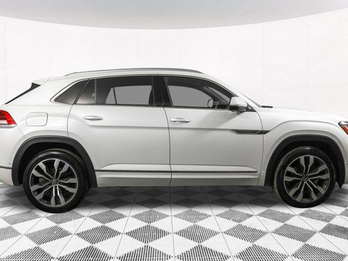 Used 2022 Volkswagen Atlas Cross Sport SEL Premium R-Line image 16