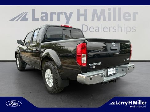 Used 2020 Nissan Frontier SV AWD/4WD image 3