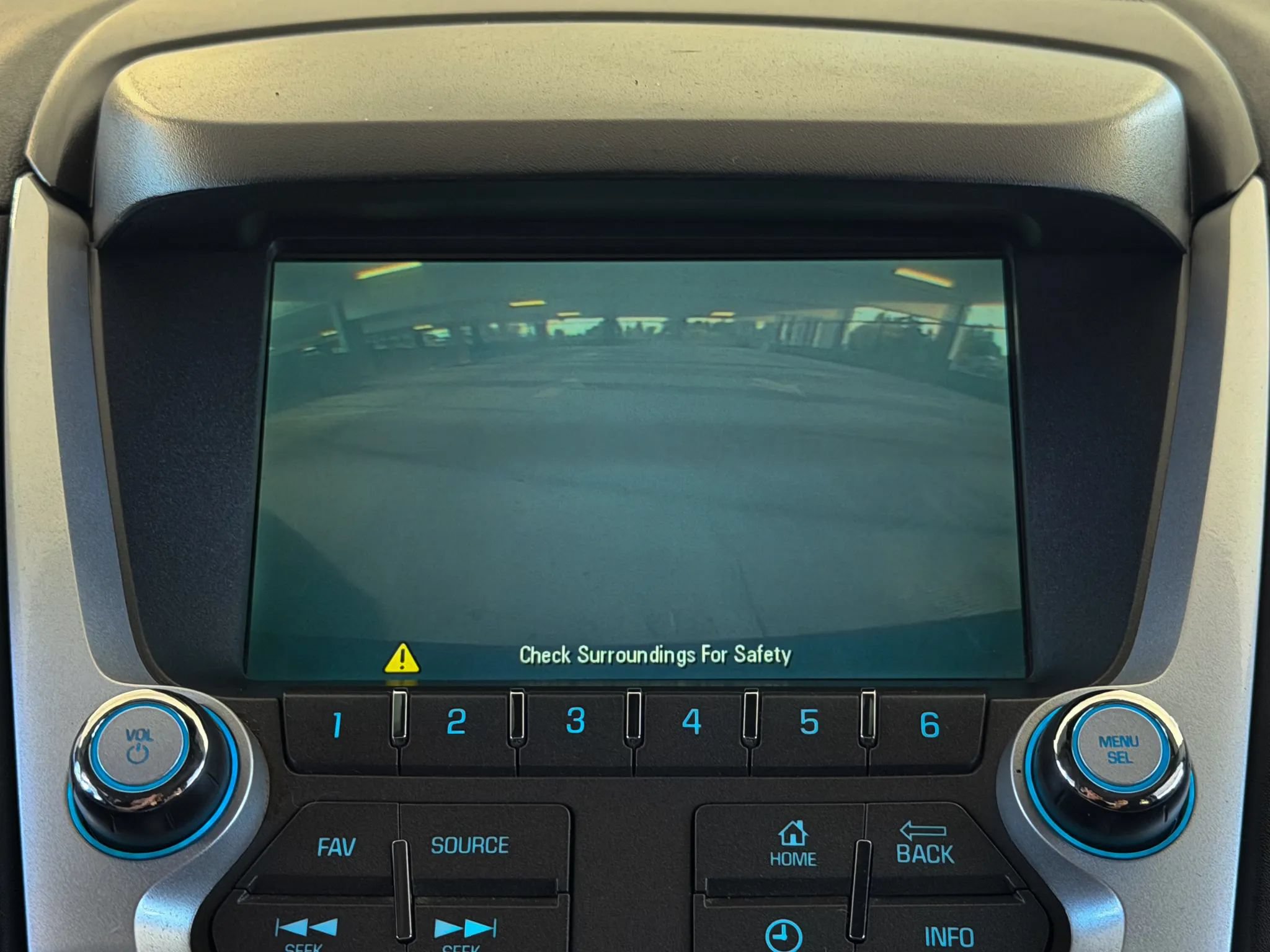 Used 2014 Chevrolet Equinox LT FWD image 33