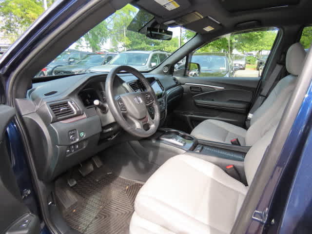 Certified 2023 Honda Passport EX-L image 2