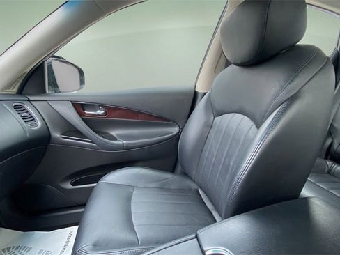 Used 2015 INFINITI QX50 Journey w/ Premium Package image 12