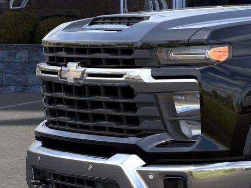 New 2026 Chevrolet Silverado 3500 LT w/ All Star Edition AWD/4WD image 13