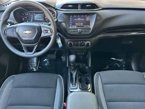 Certified 2021 Chevrolet TrailBlazer LS w/ LPO, Blackout Package image 15