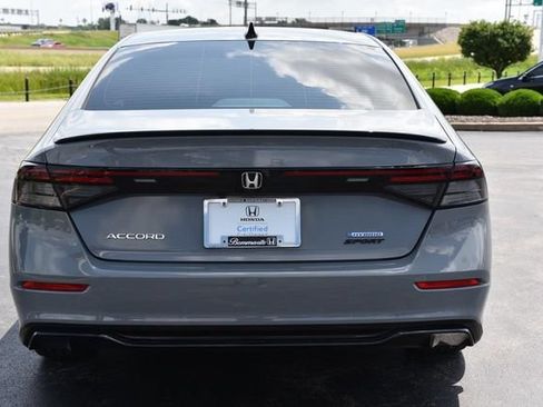 Used 2025 Honda Accord Sport image 6