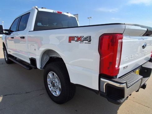 Used 2025 Ford F250 XLT w/ FX4 Off-Road Package AWD/4WD image 6