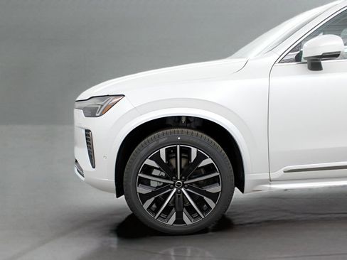 New 2026 Volvo XC90 B6 Ultra w/ Protection Package AWD/4WD image 31